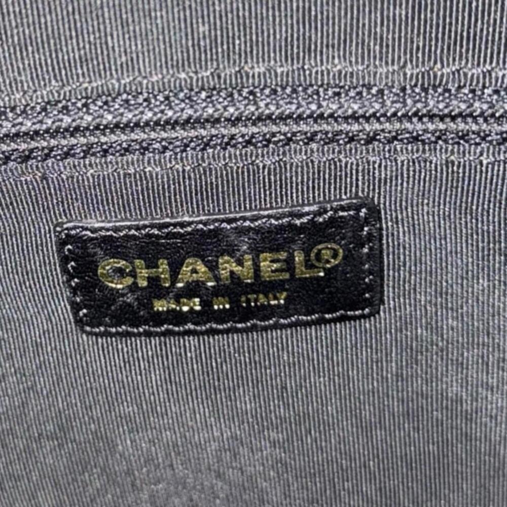 CHANEL Bag - Picture 8 of 16
